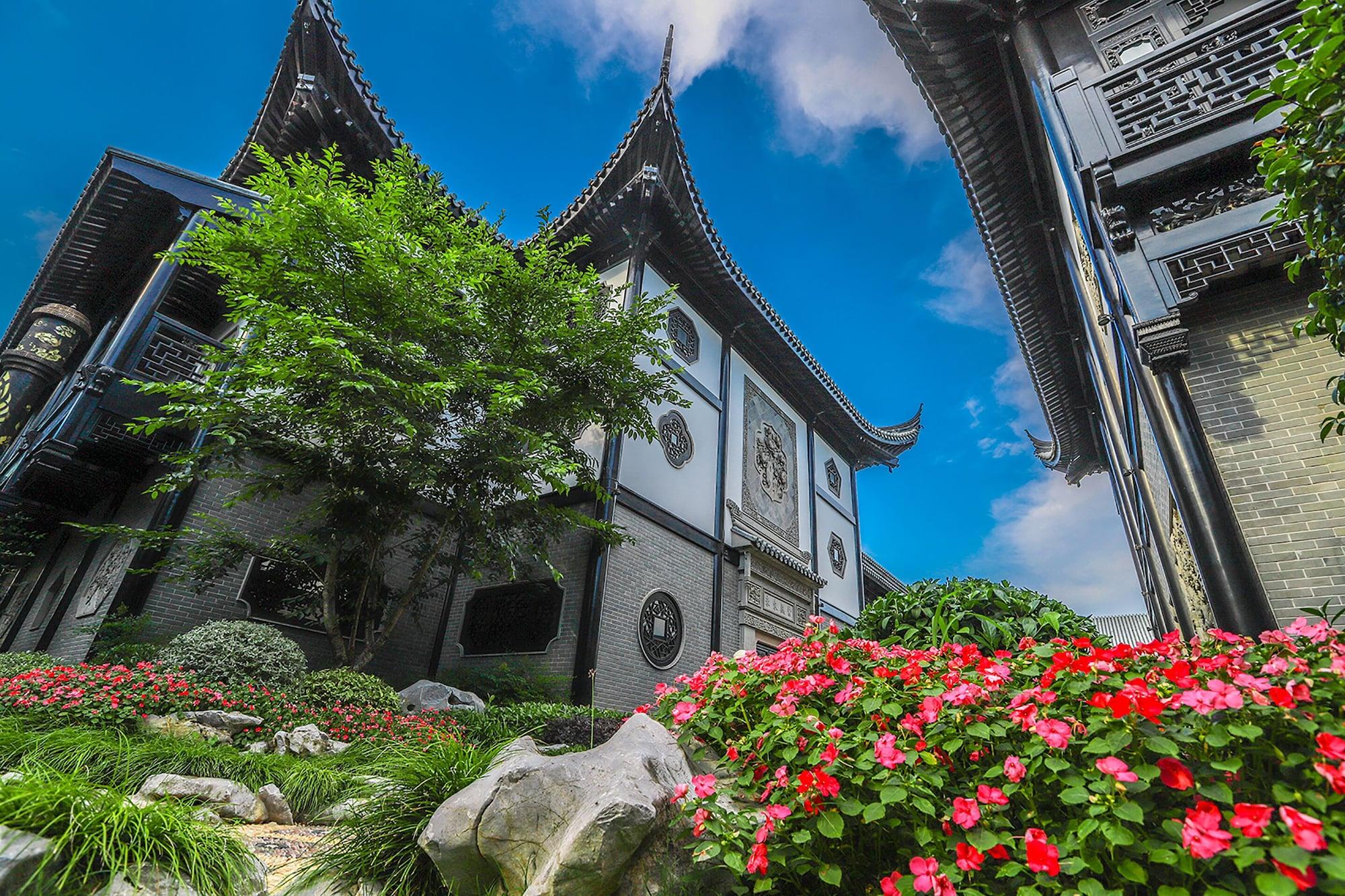 Royal Garden Hotel Shanghai-Free Shuttle To And From Disney & Pvg & Close Metro Line2 Easy To Sha New Expo Ngoại thất bức ảnh