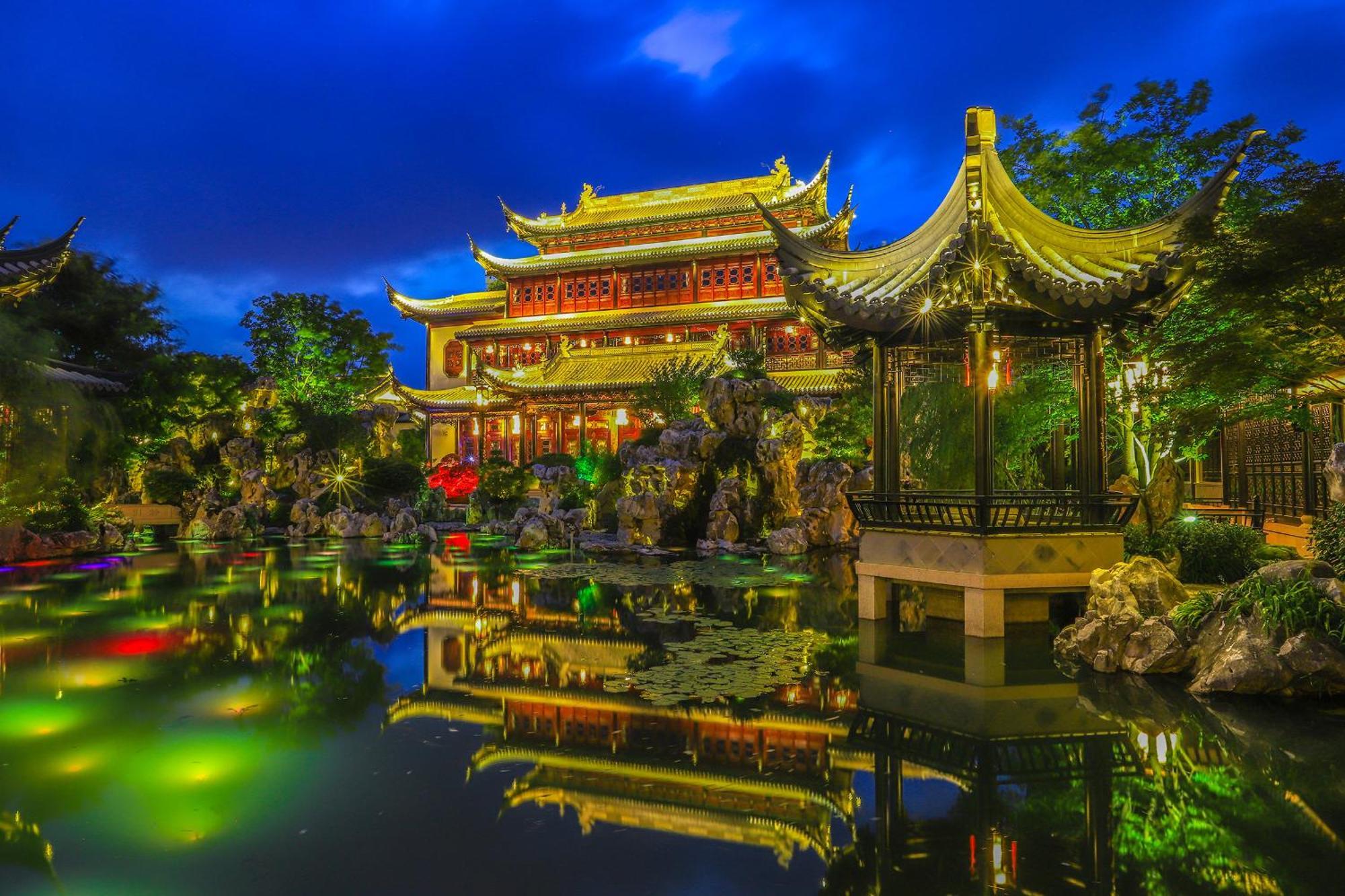 Royal Garden Hotel Shanghai-Free Shuttle To And From Disney & Pvg & Close Metro Line2 Easy To Sha New Expo Ngoại thất bức ảnh