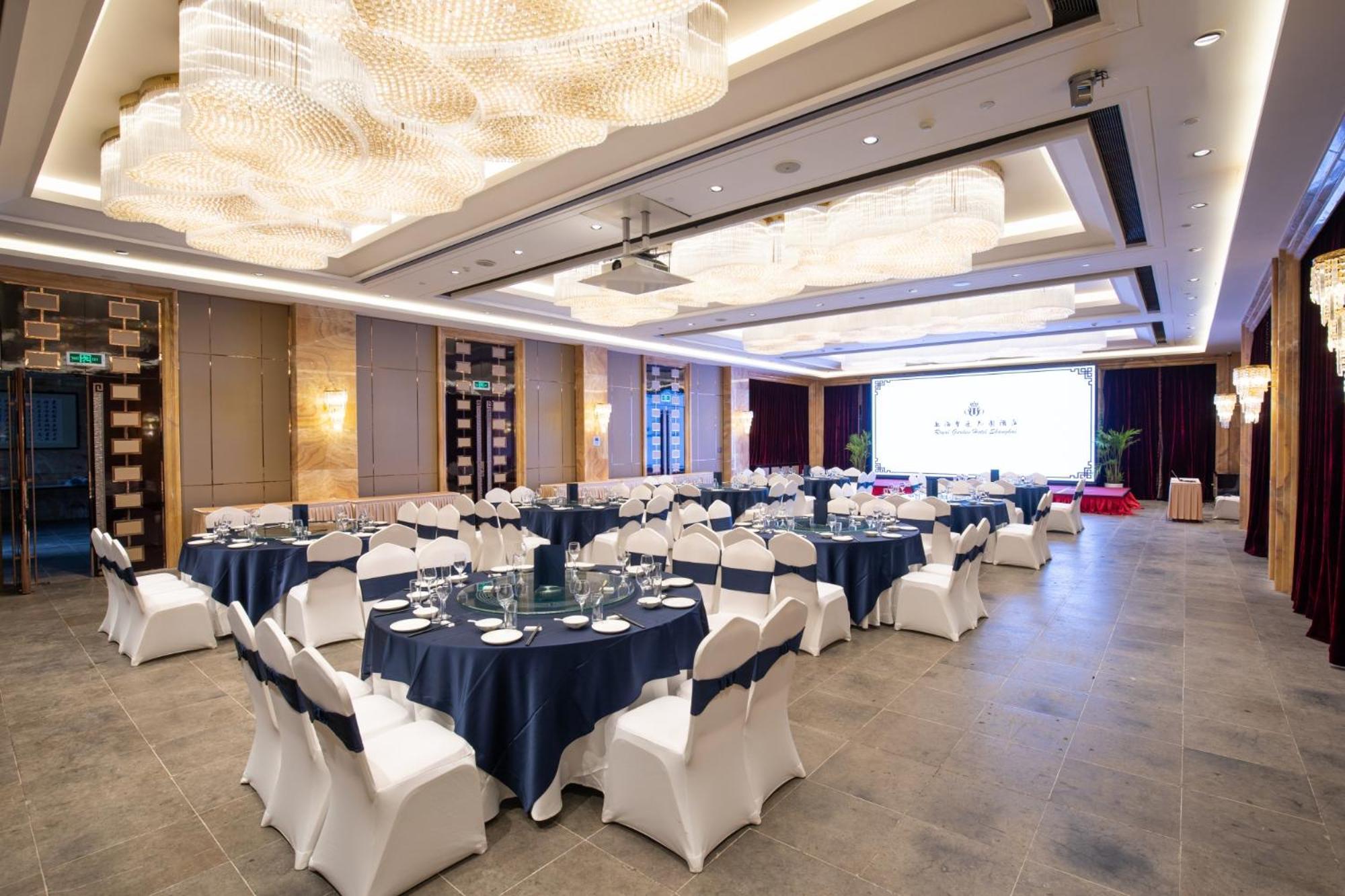 Royal Garden Hotel Shanghai-Free Shuttle To And From Disney & Pvg & Close Metro Line2 Easy To Sha New Expo Ngoại thất bức ảnh