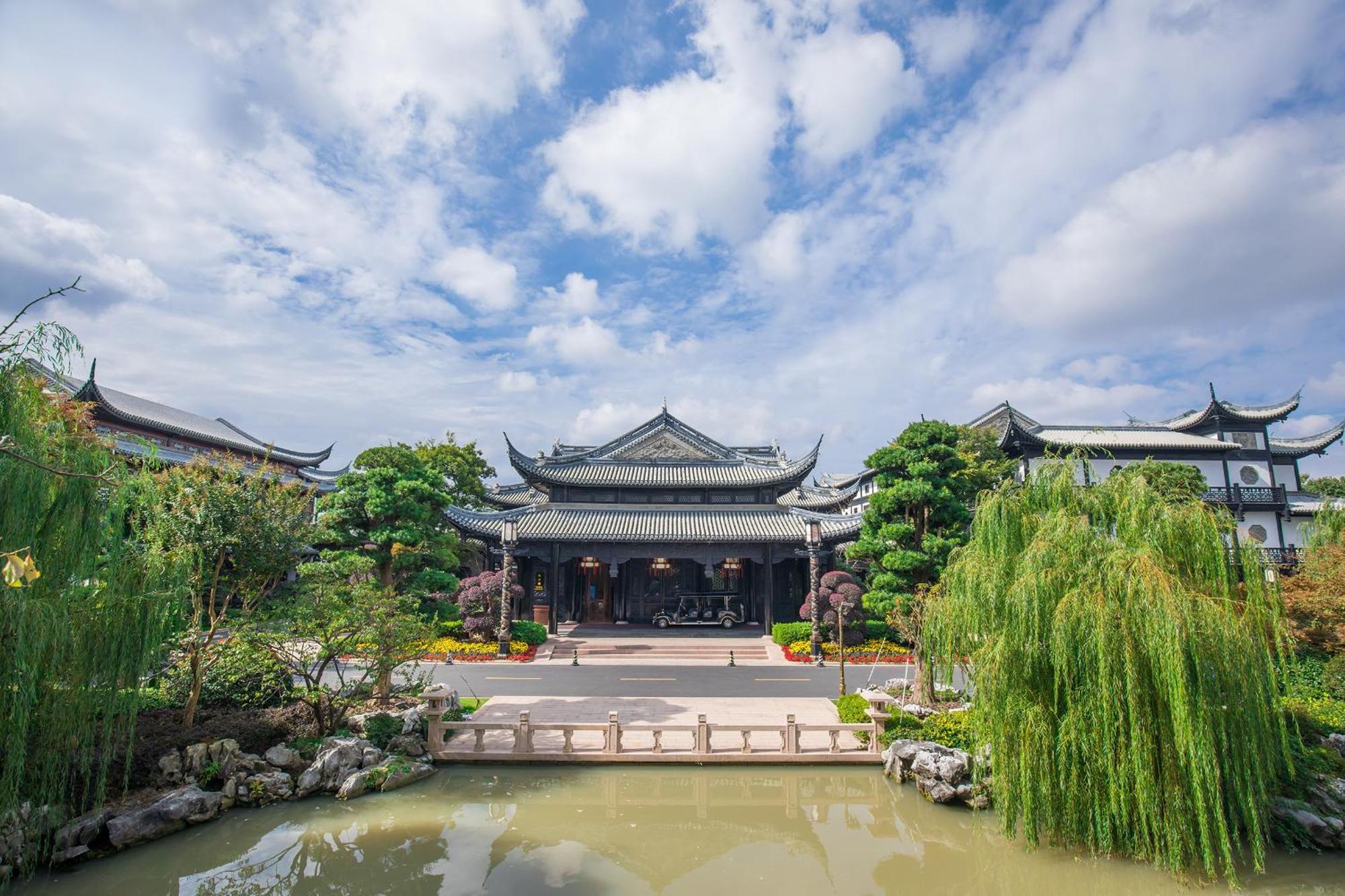 Royal Garden Hotel Shanghai-Free Shuttle To And From Disney & Pvg & Close Metro Line2 Easy To Sha New Expo Ngoại thất bức ảnh