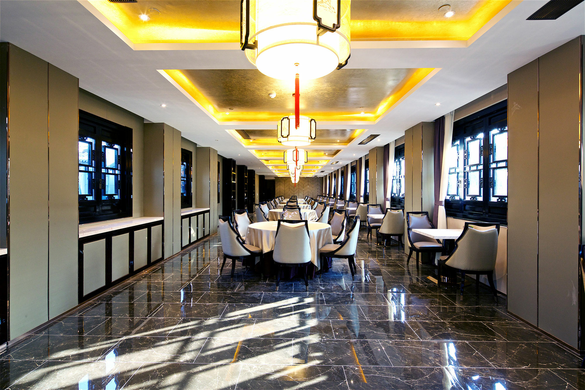 Royal Garden Hotel Shanghai-Free Shuttle To And From Disney & Pvg & Close Metro Line2 Easy To Sha New Expo Ngoại thất bức ảnh